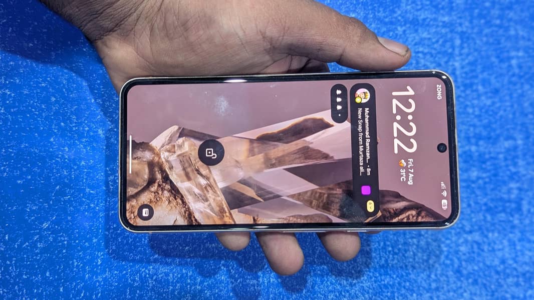 Google Pixel 8 7
