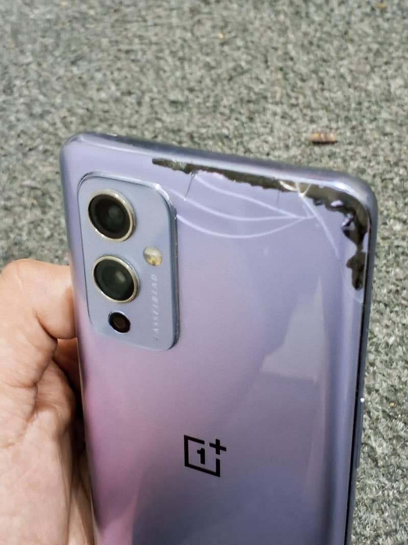 One Plus 9 4