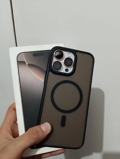 Apple iPhone 16 Pro Max