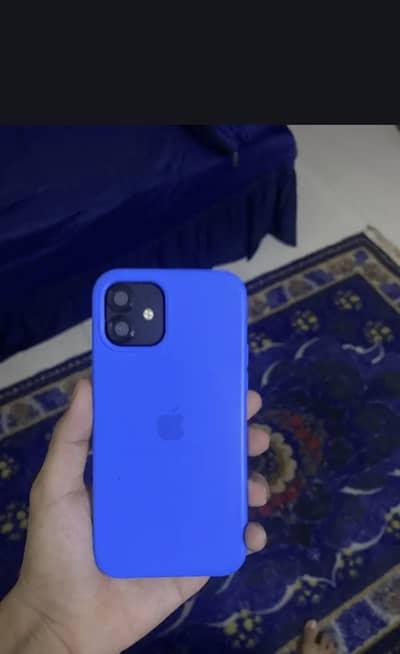 Apple iPhone 12