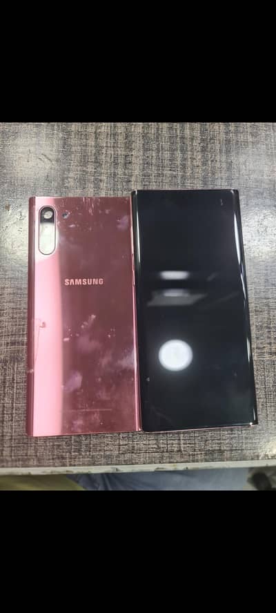 samsung screen  NOTE 10    sirf  NOte 10 plus naien