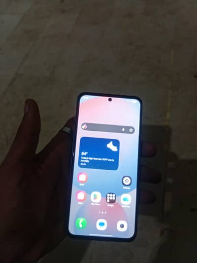 Samsung Mobile S24 fE