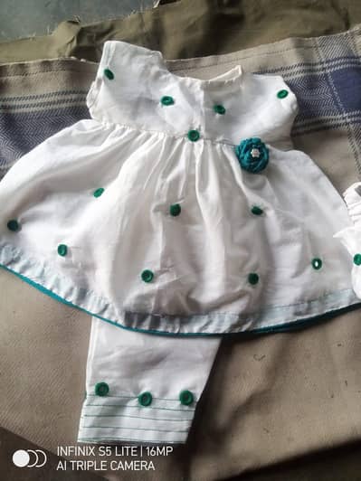 2 month girl 14 august suit