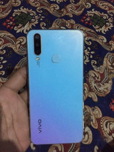 Vivo Y17