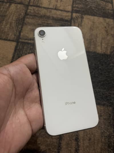 Apple iPhone XR 64GB jv