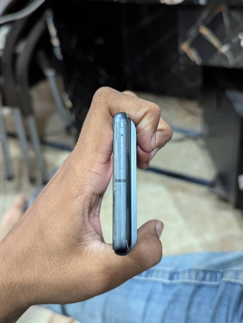 Google Pixel 7 5
