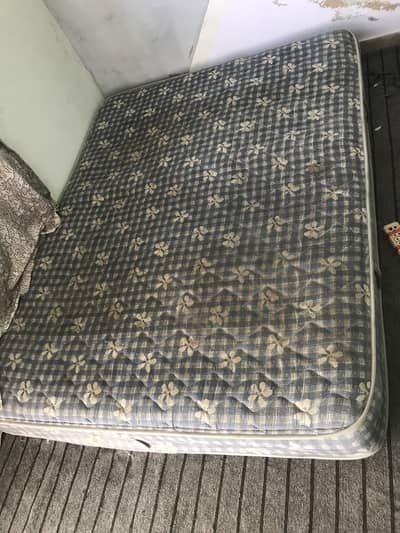 Mattress for sale 6/5