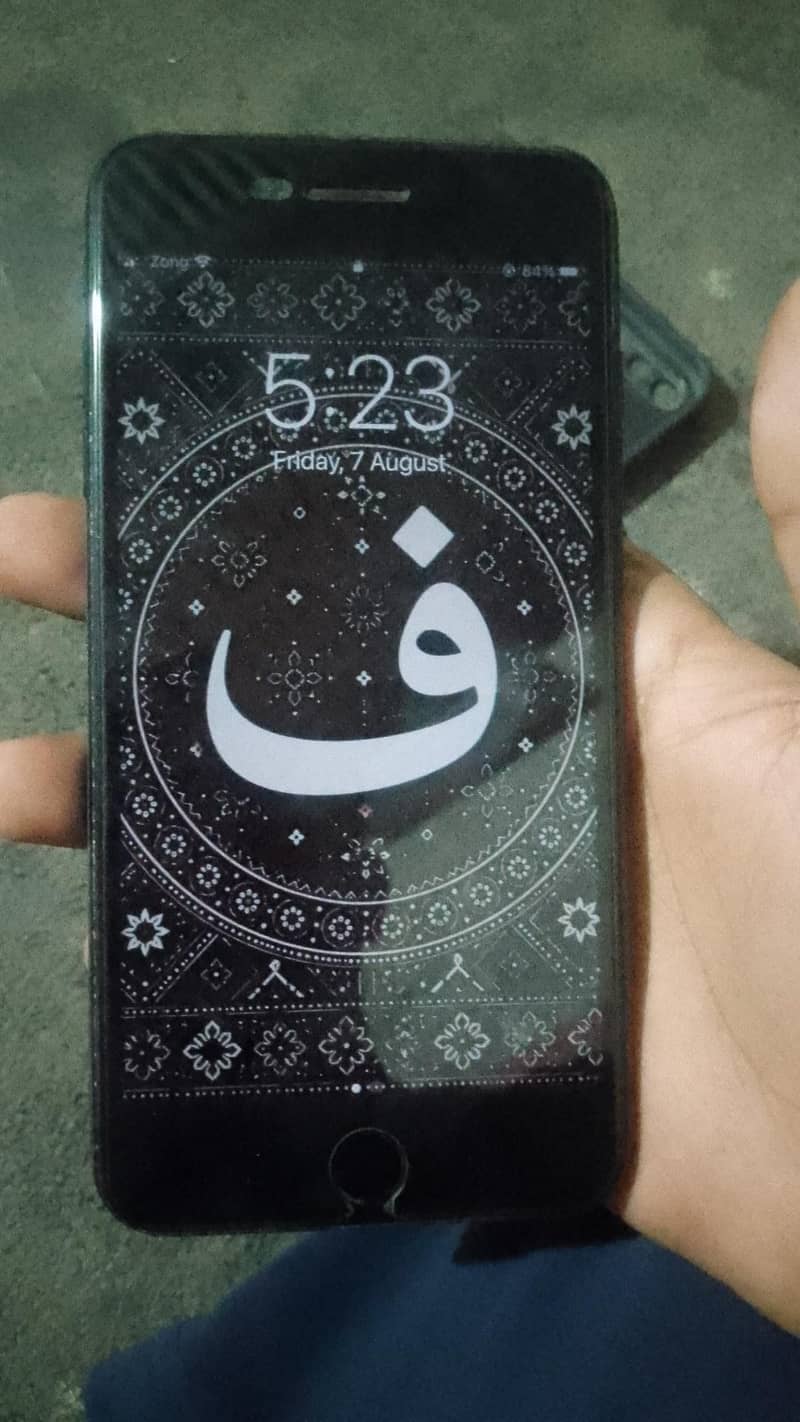 Apple iPhone 7 Plus 2