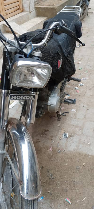 Honda cg 125 2017.90% geniune bike