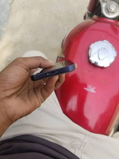 Apple iPhone 12 mini