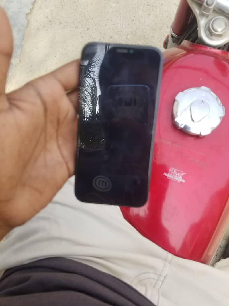 Apple iPhone 12 mini 2