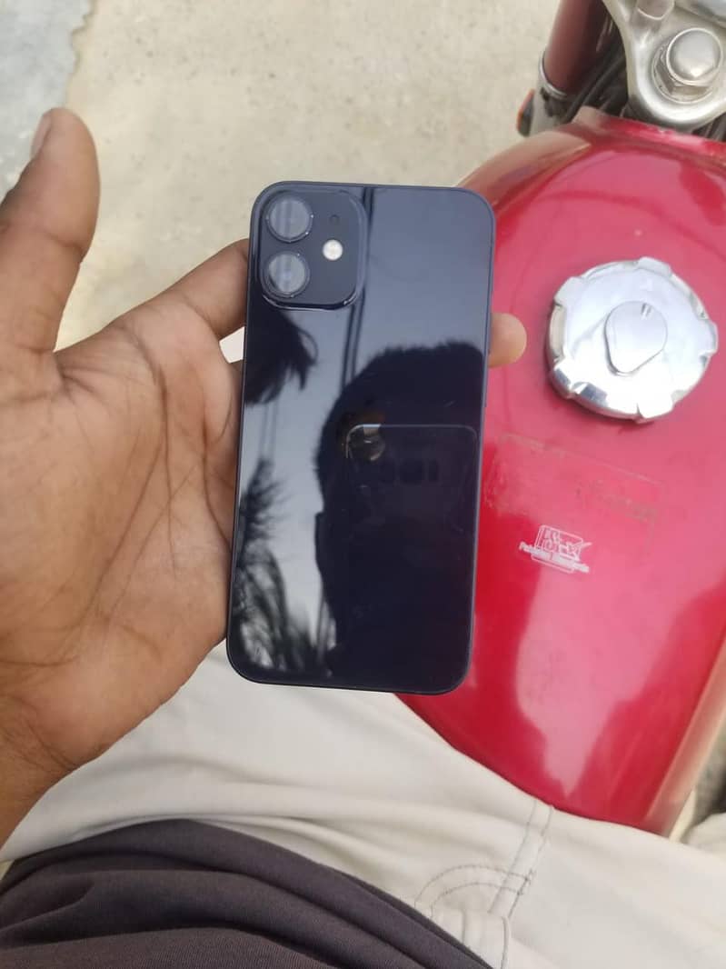 Apple iPhone 12 mini 5