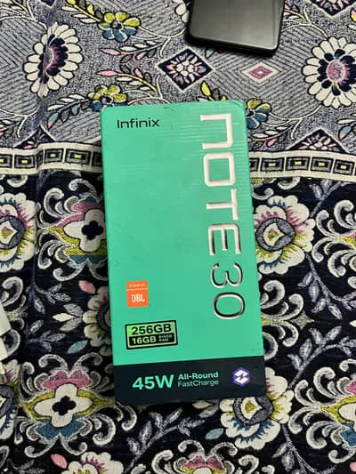 Infinix Note 30