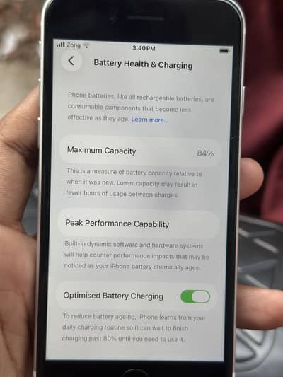 Apple iPhone SE