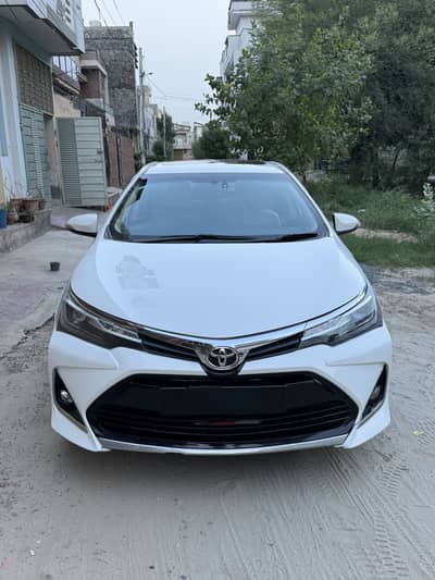 Toyota Corolla Altis Garande 2018