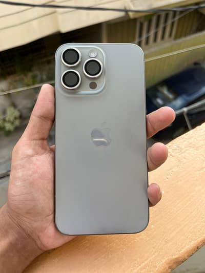 Apple iPhone 15 Pro Max