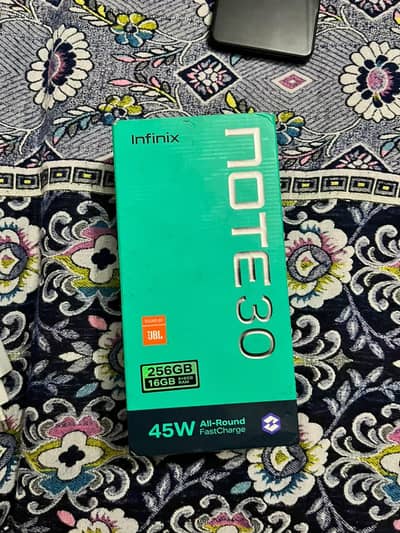Infinix Note 30