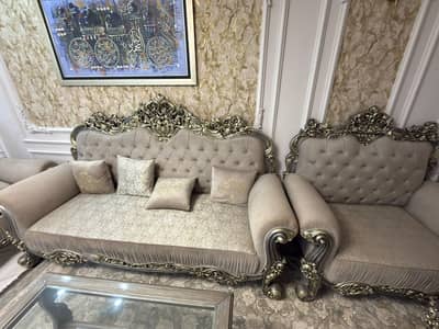 ILuxury 7 Seater Sofa Set with Center Table | Excellent Condition