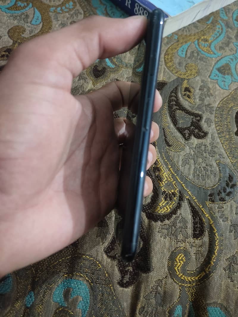 Apple iPhone SE3 4