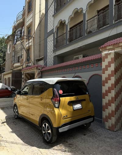 Mitsubishi ek x hybrid 21/26 bt than Mira Alto Dayz Move Cultus Passo