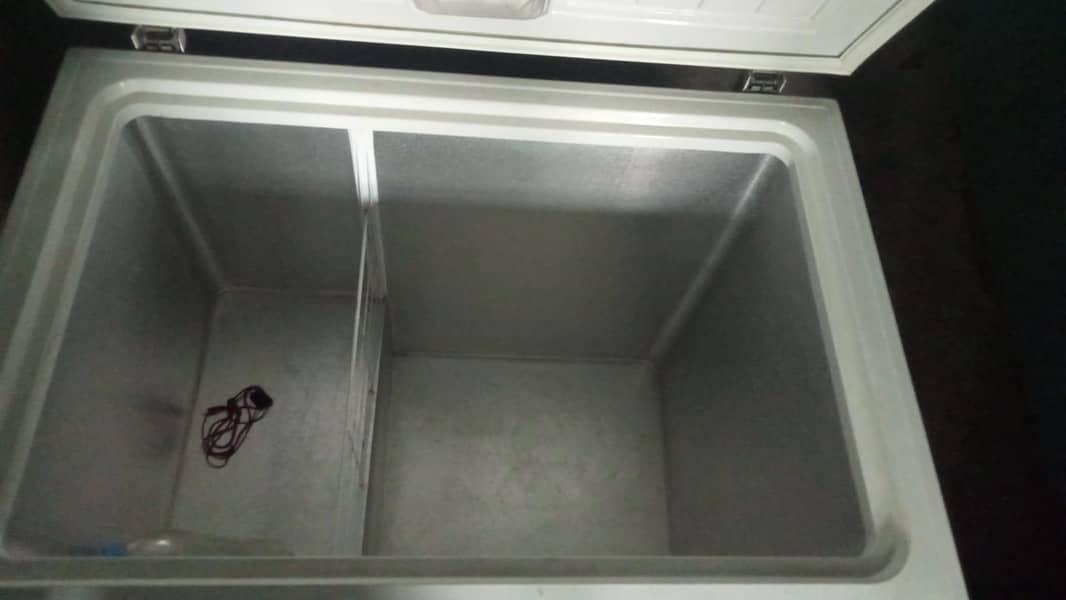 waves deep freezer 0