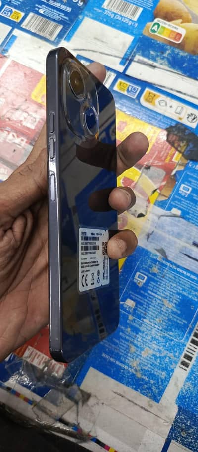 Tecno spark 40c 4/128 brand new urgent sale 03463264092
