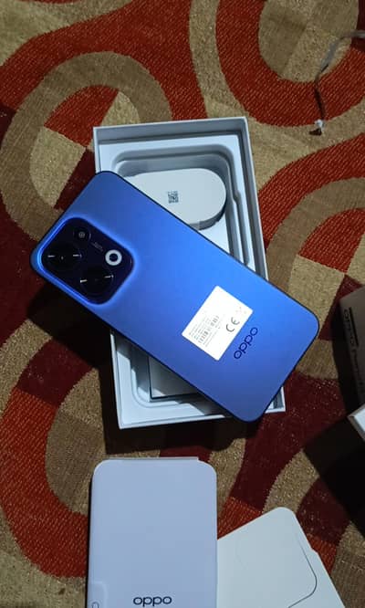OPPO Reno13