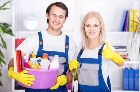Maid Couple/Girl Required