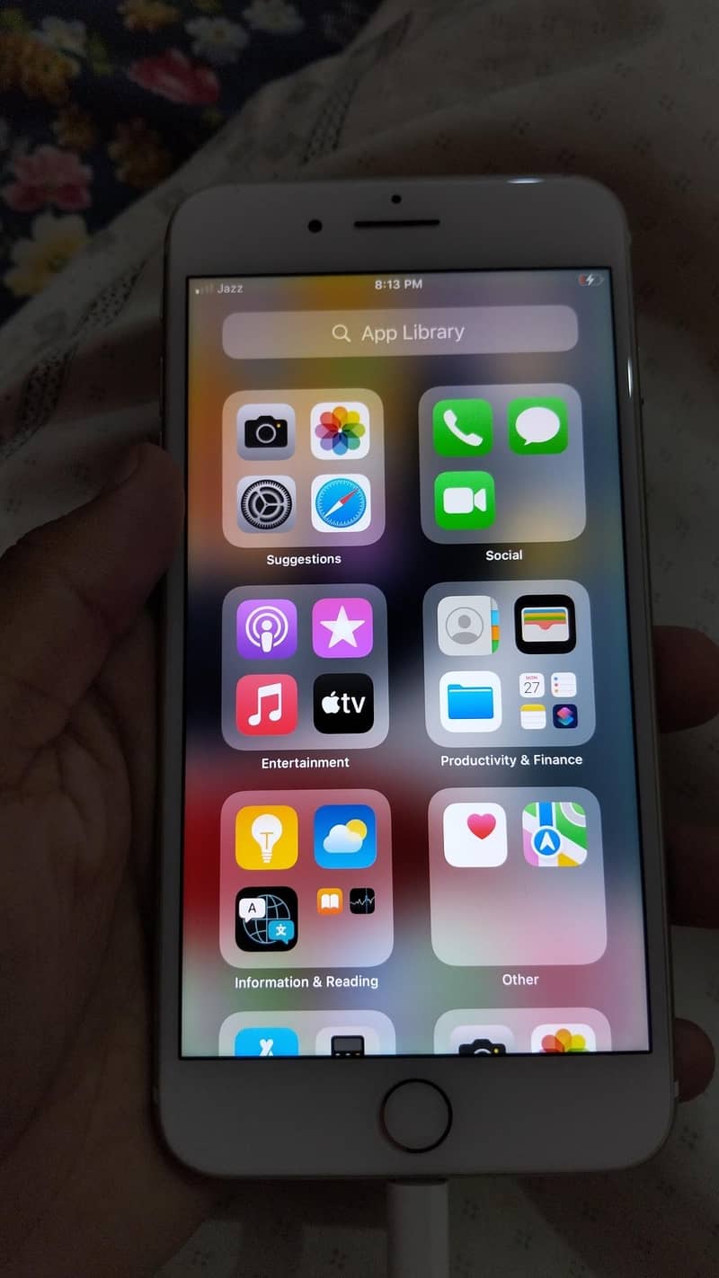 Apple iPhone 7 Plus 4