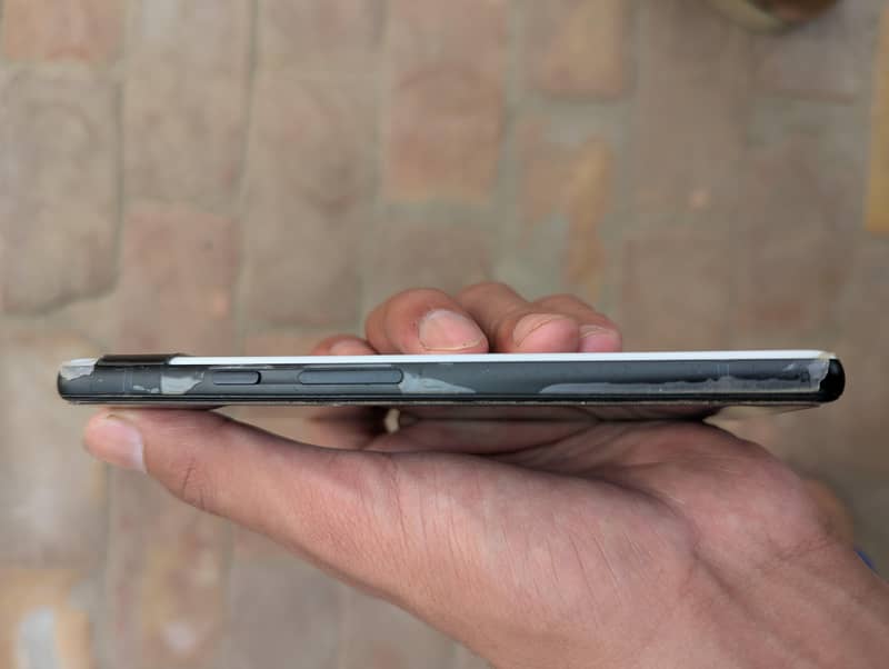 Google Pixel 6a 1