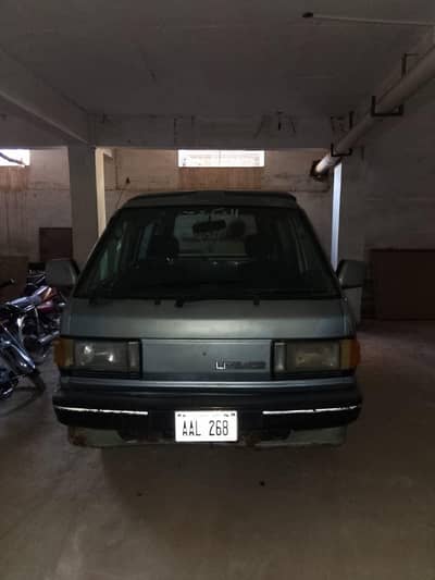 Toyota Town Ace 1985