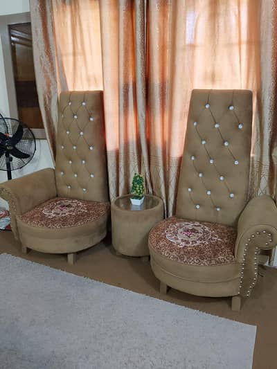 6 Months used furniture