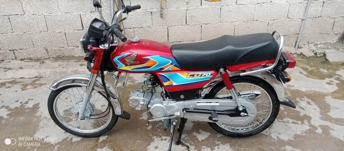 Hunda CD 70  2025/26 Model