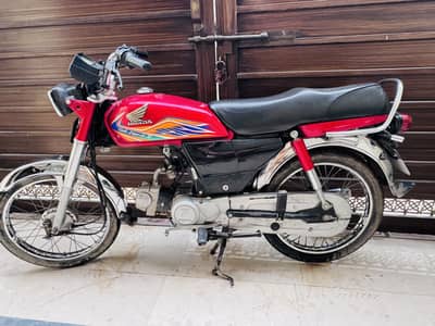 Honda CD70 2020 Model