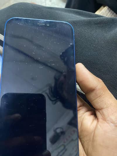 Apple iPhone 12