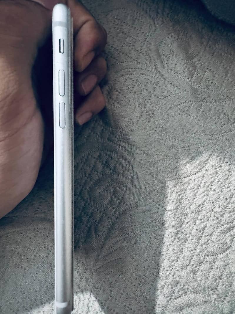 Apple iPhone 7 5