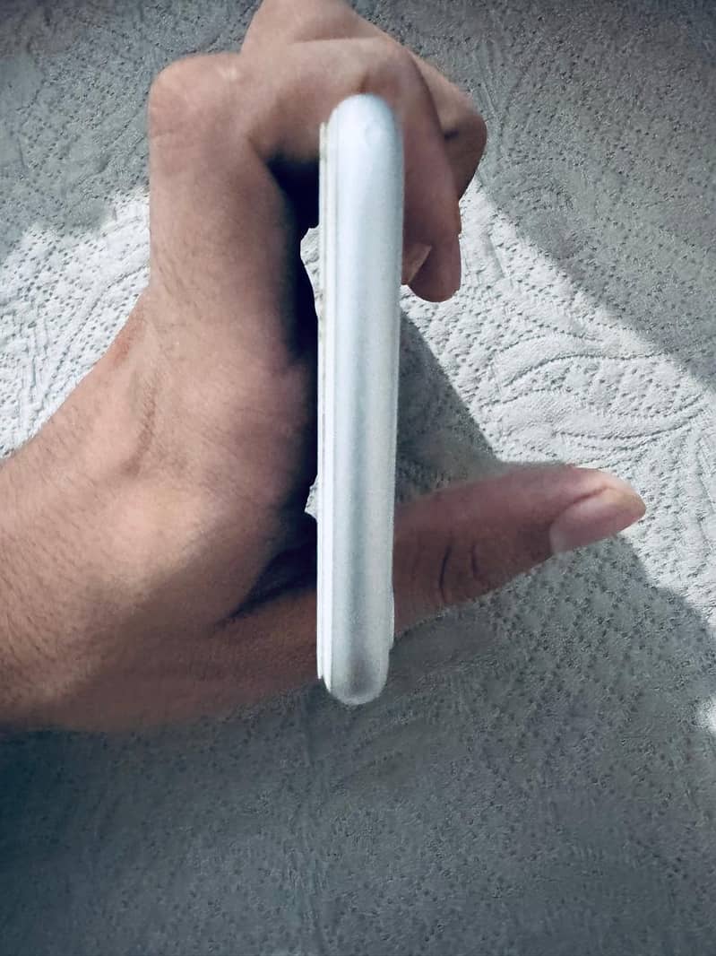 Apple iPhone 7 6