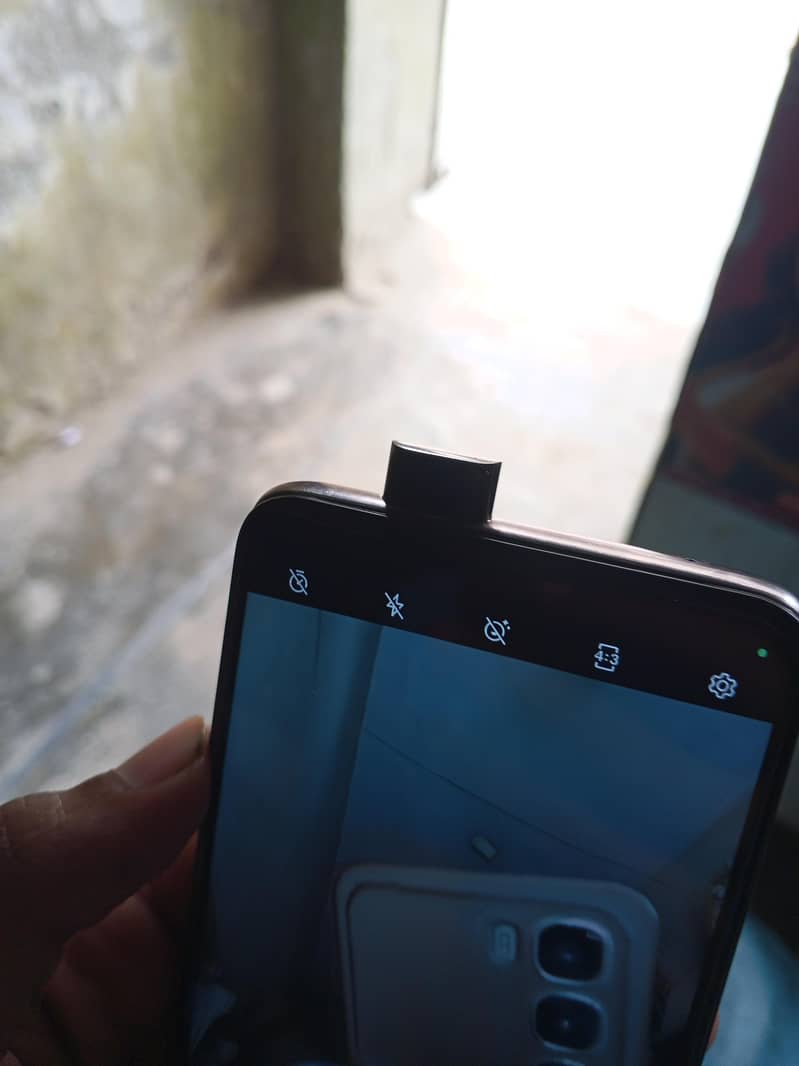 One Plus 7 Pro 1