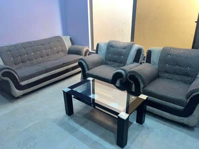 Sofa Set 5 Seater | Neat & Clean | Multan