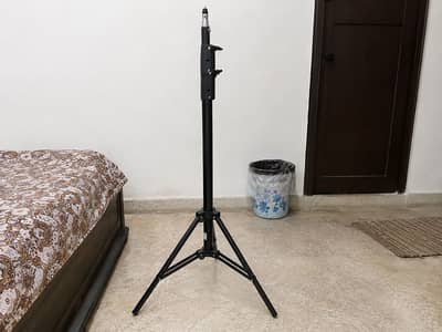 Camera stand/tripod/studio light stand
