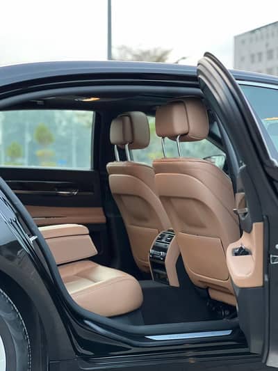 BMW 7 Series 2013