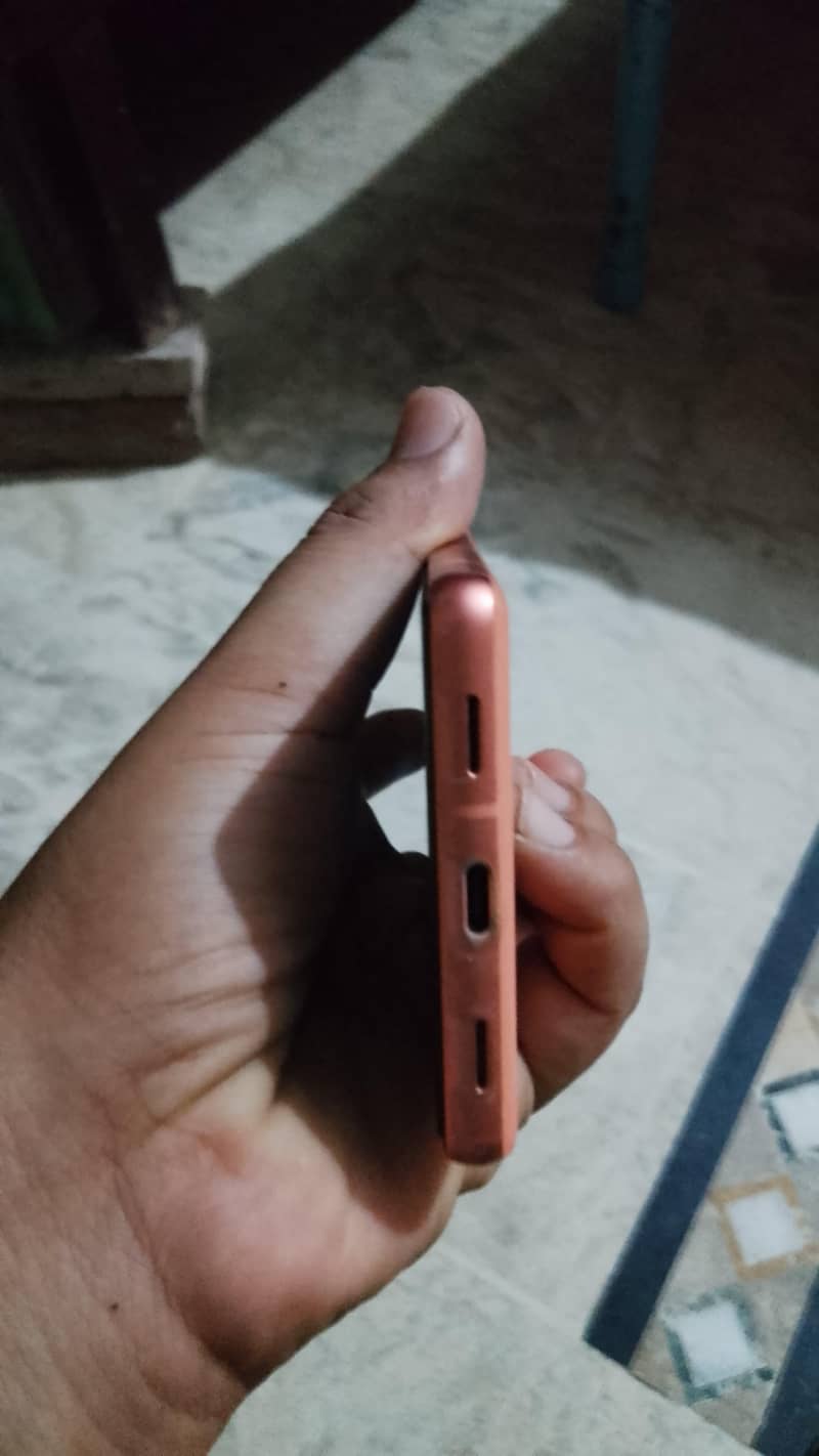 Google Pixel 7a 2