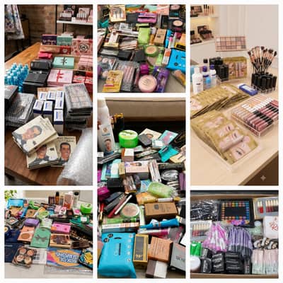 Eye shadow Pallettes, Kits.