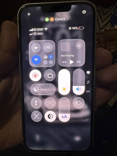 Apple iPhone 13