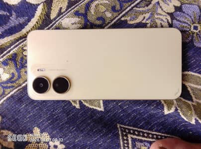 Vivo Y16