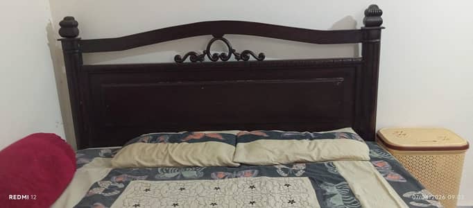 king size bed
