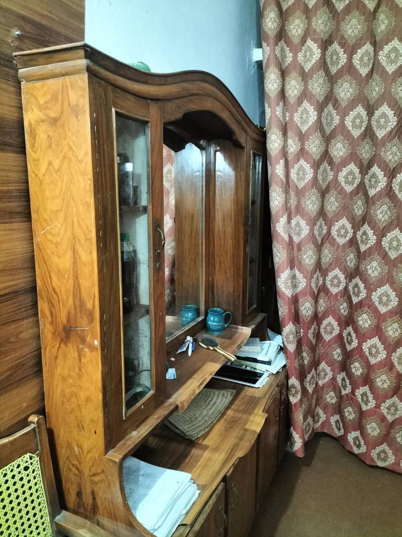 Dressing Table 1