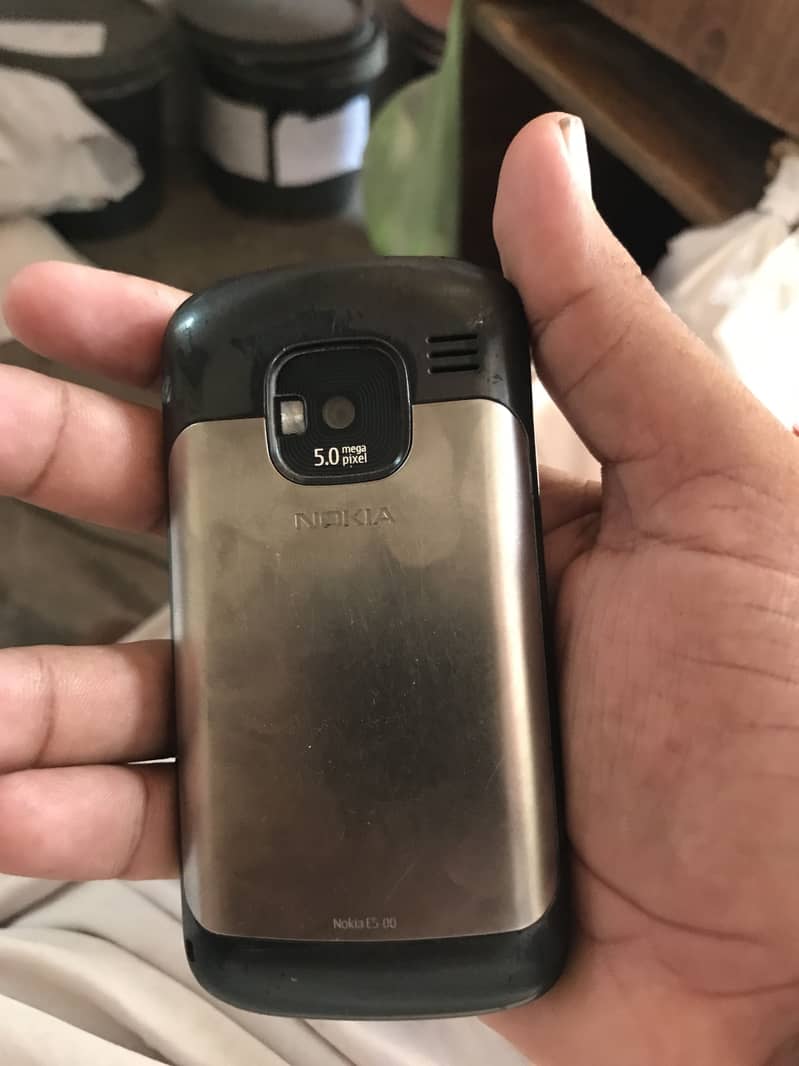 Nokia E5 2