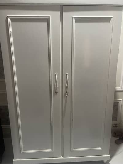 Double door cupboard