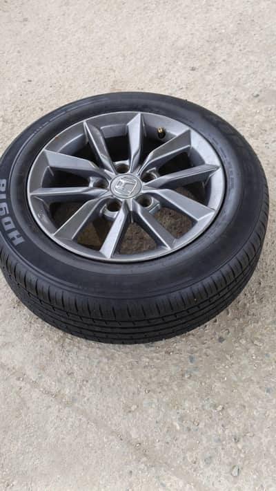 16 size civic rim plus tyre kapsen like new set